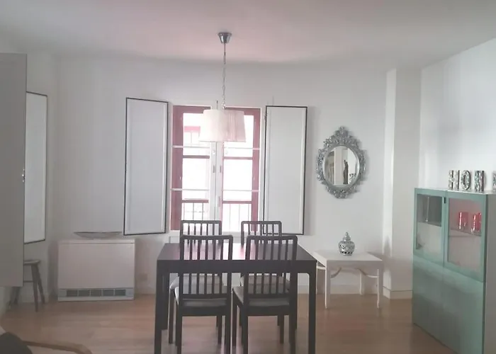 La Casita De Reloj